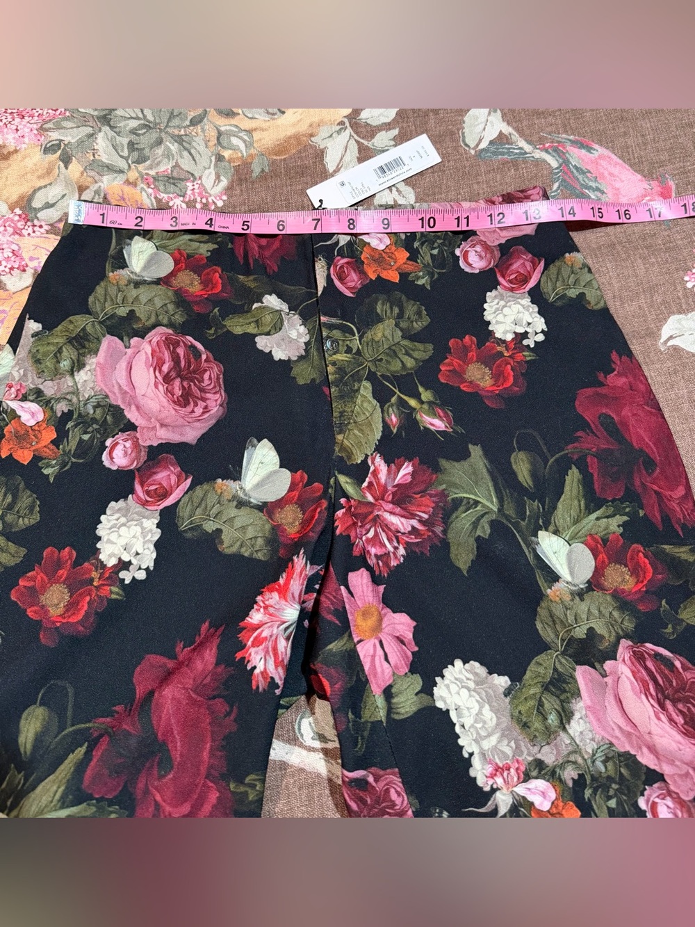 Alice + Olivia Teeny Floral Bootcut Pants - Picture 7 of 8